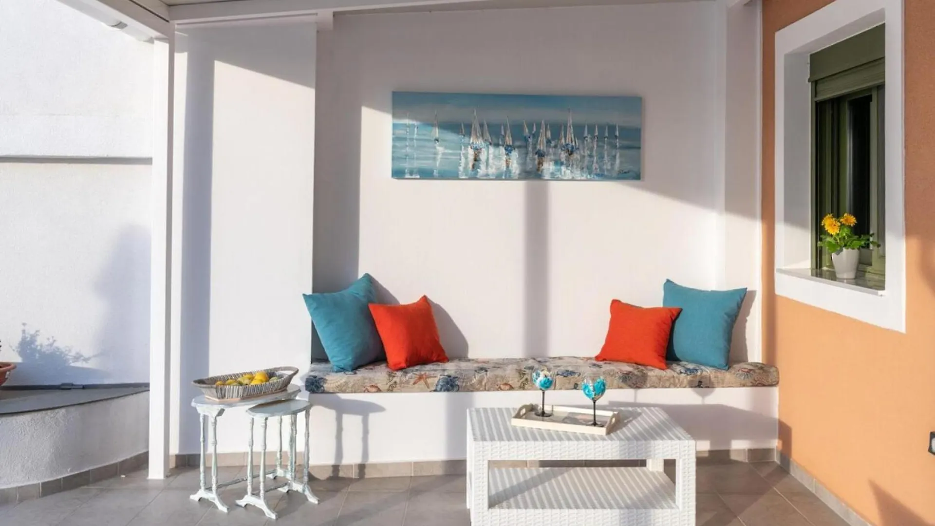Minia Arktos Sunset Villa